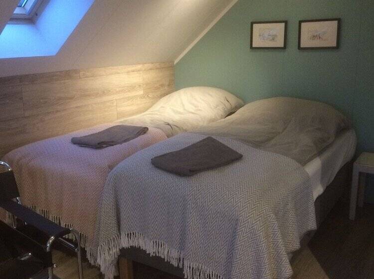 پانسیون Brúnir