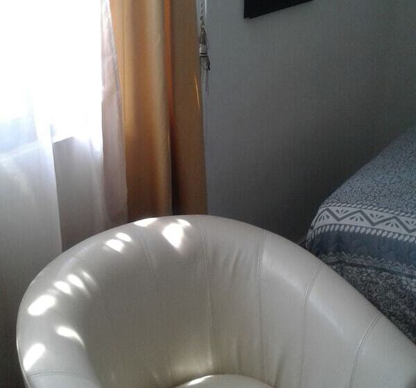 ペンション Habitaciones Florencia