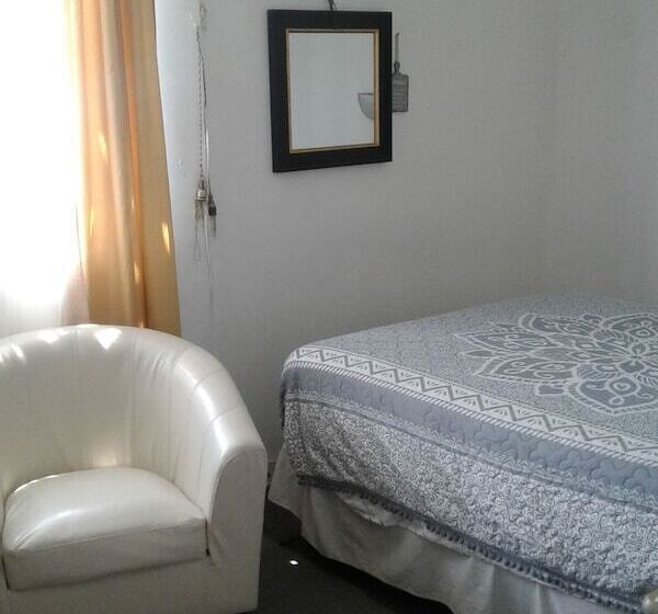 ペンション Habitaciones Florencia