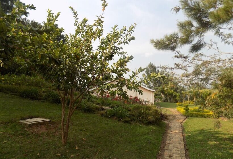 پانسیون Heritage Country Club