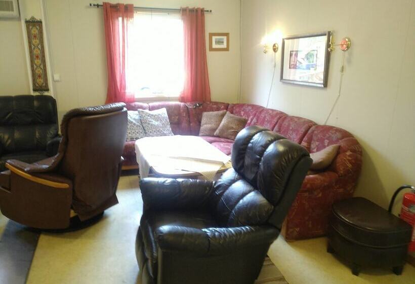 펜션 Holandsvika Bomiljø