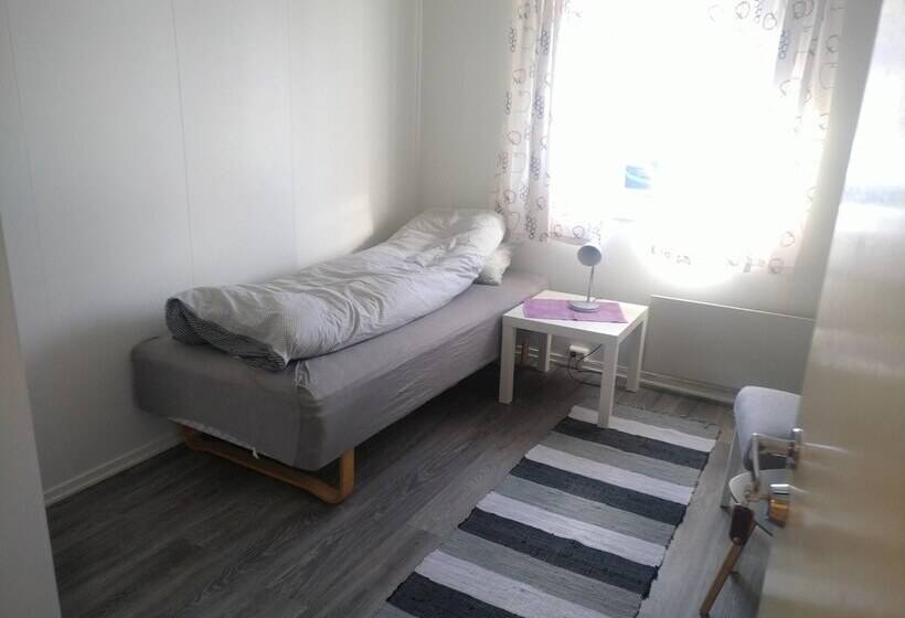 펜션 Holandsvika Bomiljø