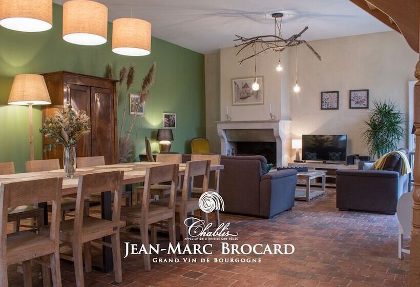 פנסיון Le P Tit Louis