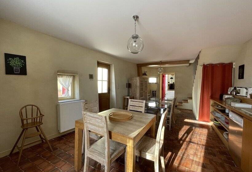 פנסיון Le P Tit Louis