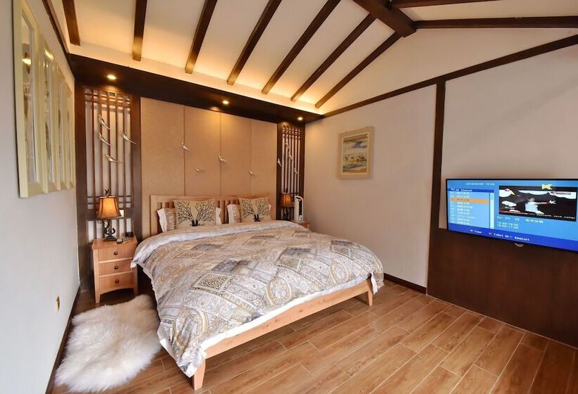 Пансион Li Jiang Tang Feng Yard No.3