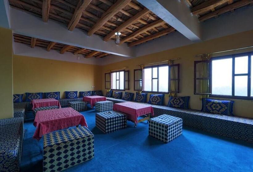 Пансион Monkey Finger House