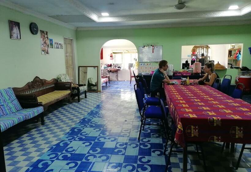 膳宿费 Mulu Diana Homestay