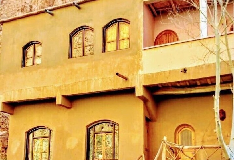 פנסיון Riad Marhaba