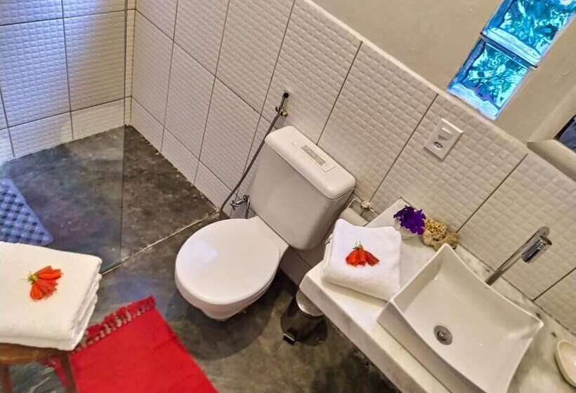 膳宿费 Salamandra Guest House