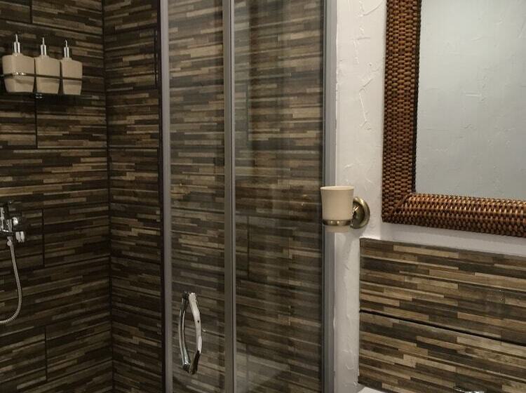 Пансион Sunflower Guest House