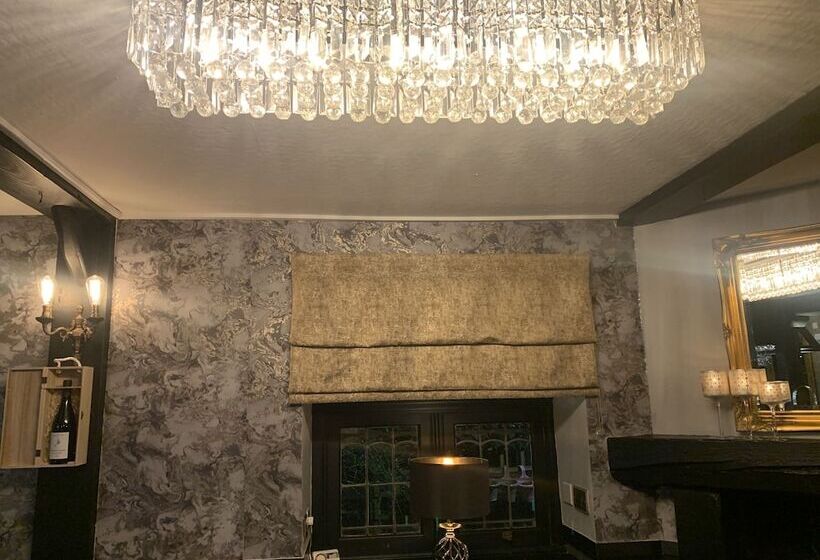 Пансион The Old Mill Inn Brodie