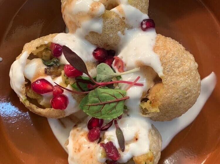 Пансион The Old Mill Inn Brodie