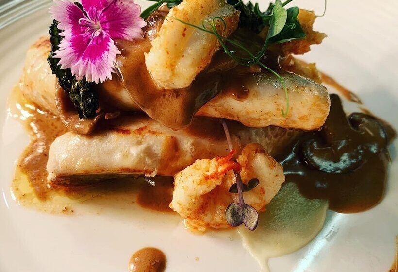 Пансион The Old Mill Inn Brodie