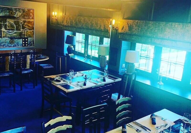 Пансион The Old Mill Inn Brodie