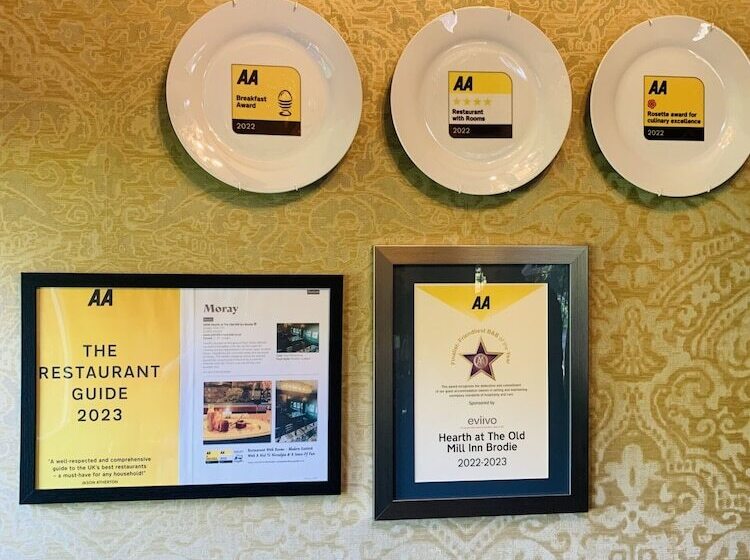 Пансион The Old Mill Inn Brodie