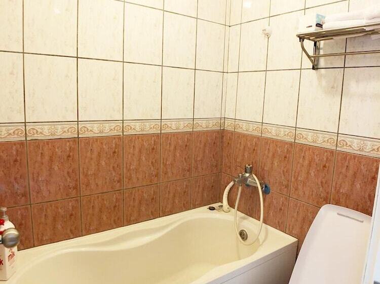 پانسیون Xanadu Hostel