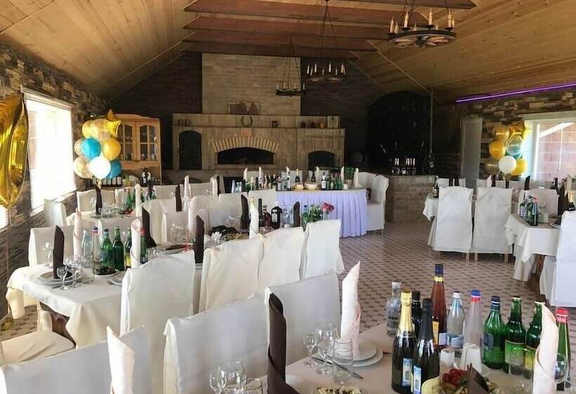 Курорт Country Club Hutorok