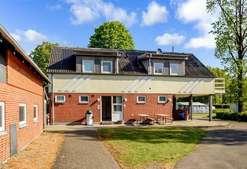 리조트 Jelling Family Camping & Cottages