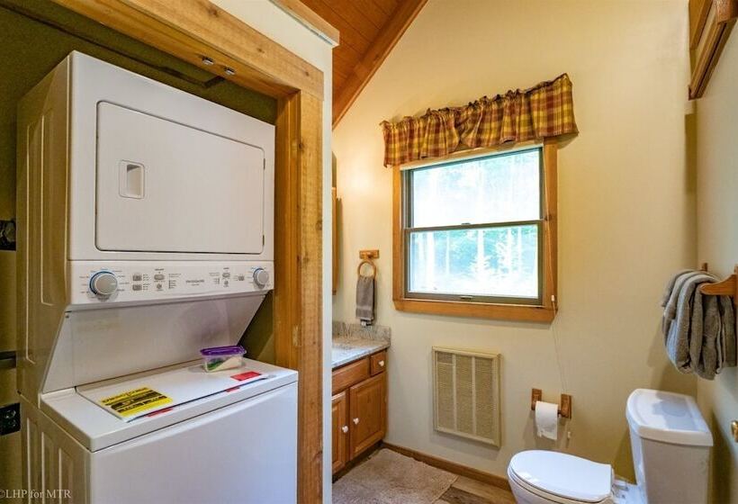 Snowbird Retreat