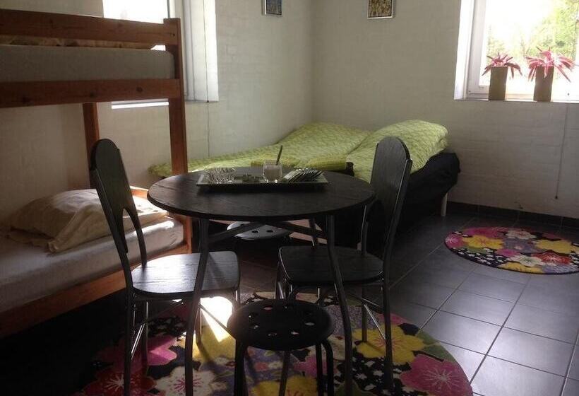 øster Vaaen Bed And Breakfast