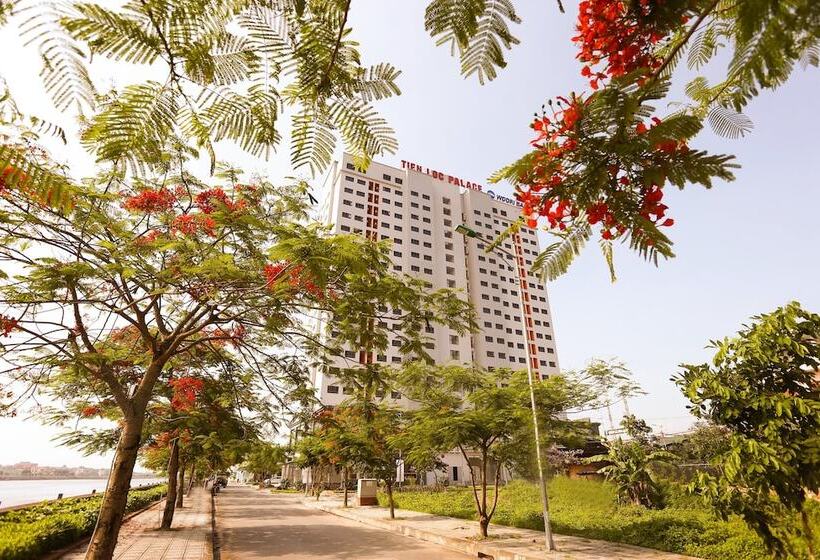 Tien Loc Palace