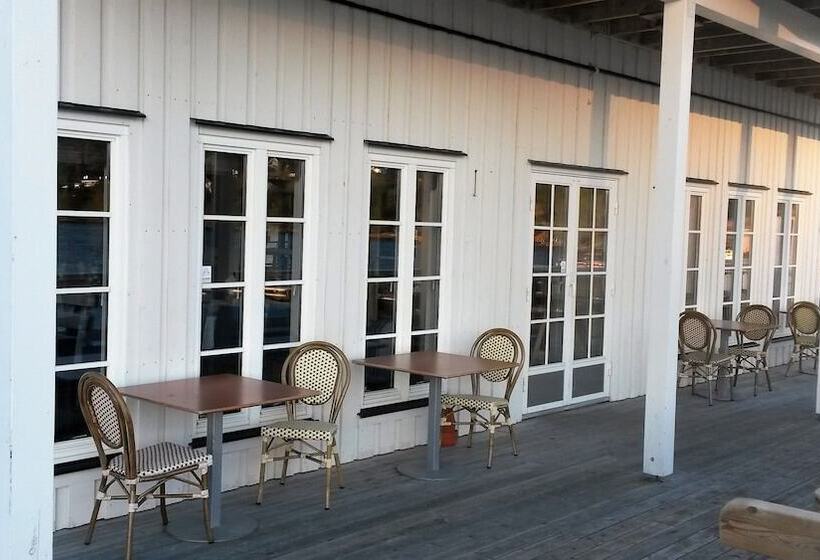 Tingvoll Fjordhotell