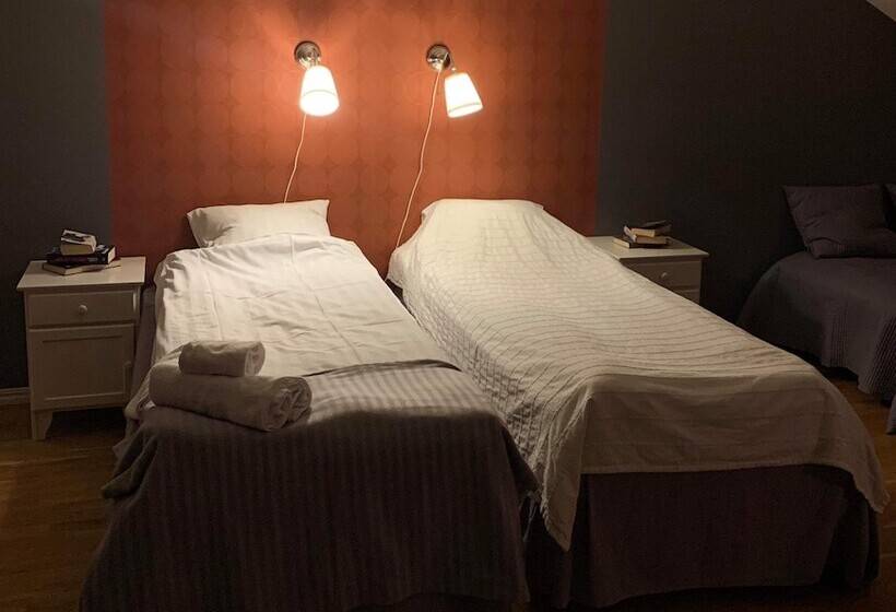 Tonys Restaurang & Pensionat