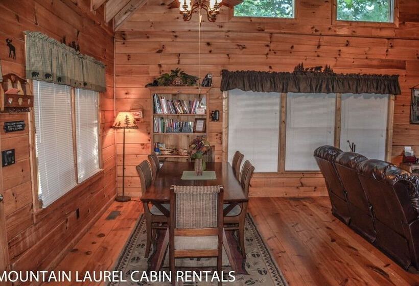 3 Bears Lodge