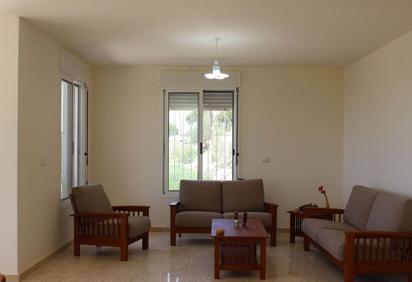 4 Forests Apartment