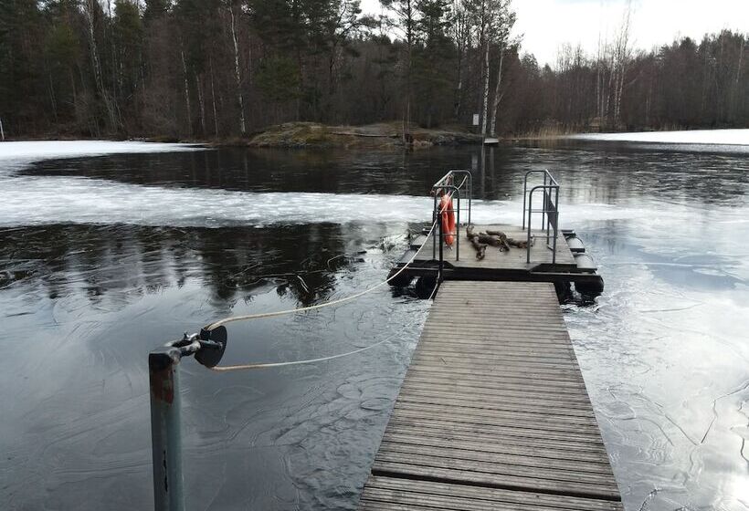 הוסטל Herajärven Retkeilykeskus   Kiviniemi