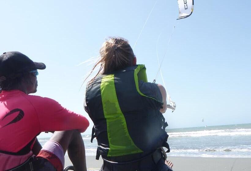 הוסטל Zion Beach House   Adults Only