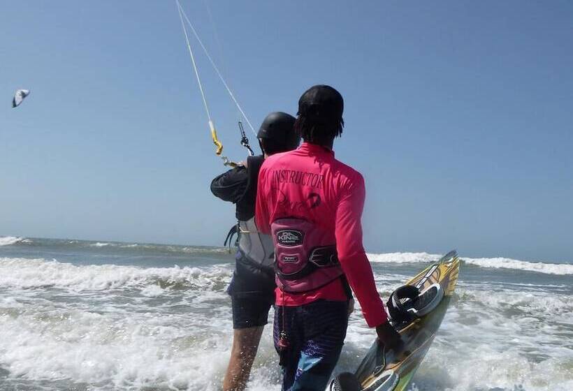 הוסטל Zion Beach House   Adults Only