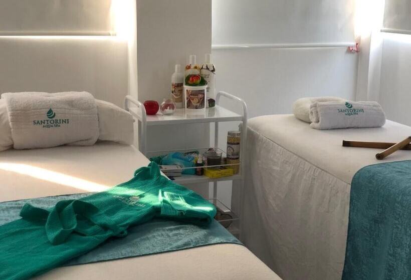 Apartasuites La Flora