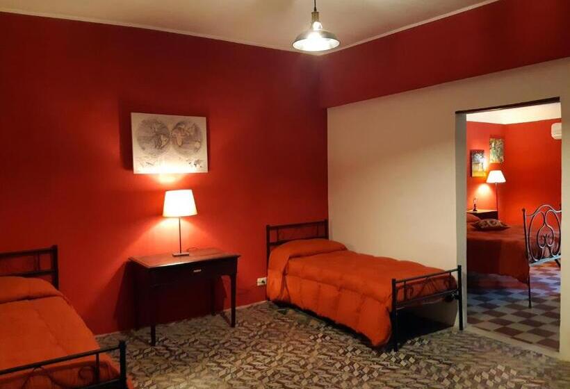 ベッドアンドブレックファースト Antico Palazzo Affitti Brevi