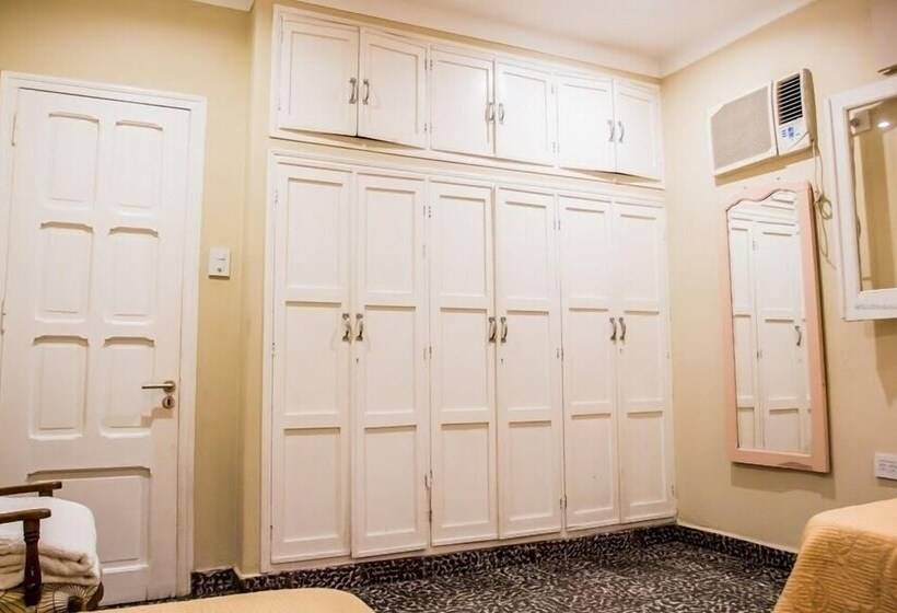 تختخواب و صبحانه Casa Citá