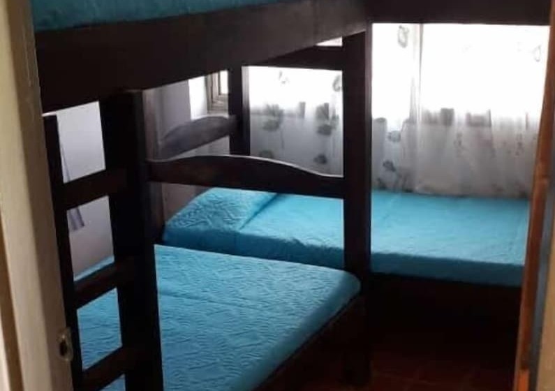 تختخواب و صبحانه Darion S