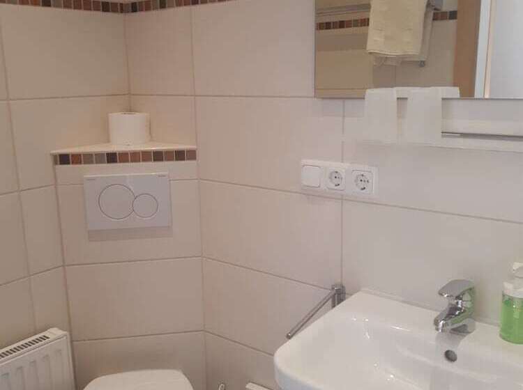 تختخواب و صبحانه Haus Seeblick