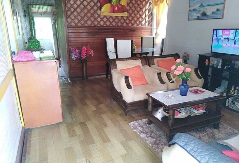 Bed and Breakfast Posada Valerie Home