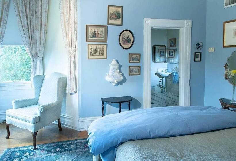 ベッドアンドブレックファースト Swan Levine House