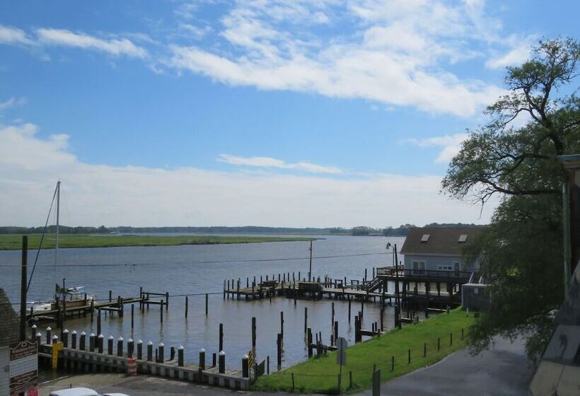 ベッドアンドブレックファースト The Whitehaven