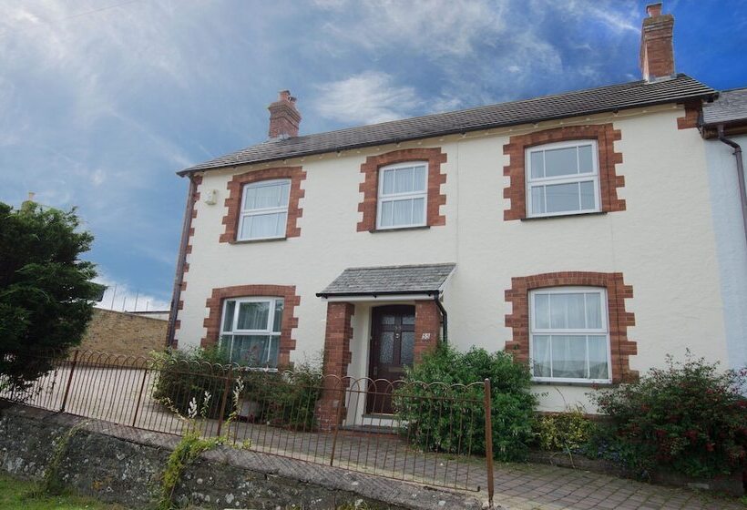 Cloudbreak Braunton 4 Bedroom, Sleeps 8, Dog Friendly