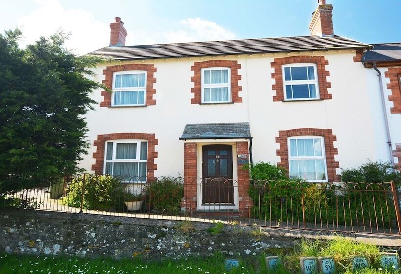 Cloudbreak Braunton 4 Bedroom, Sleeps 8, Dog Friendly