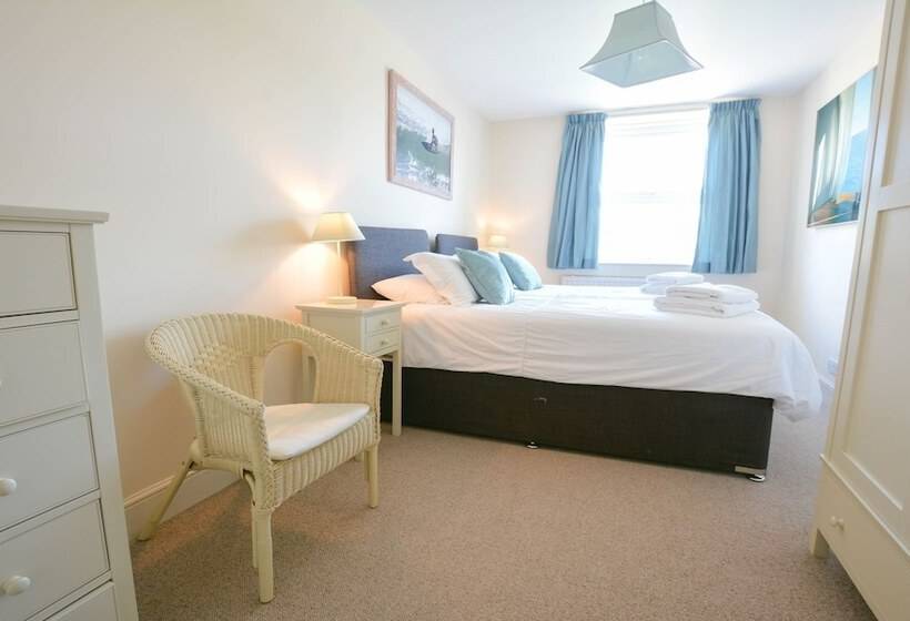 Cloudbreak Braunton 4 Bedroom, Sleeps 8, Dog Friendly