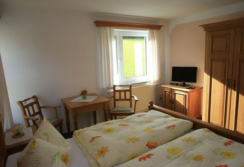 Gasthaus Und Hotel Rote Schenke