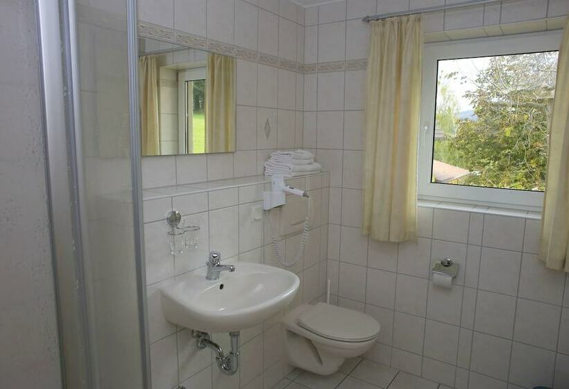 Gasthaus Und Hotel Rote Schenke