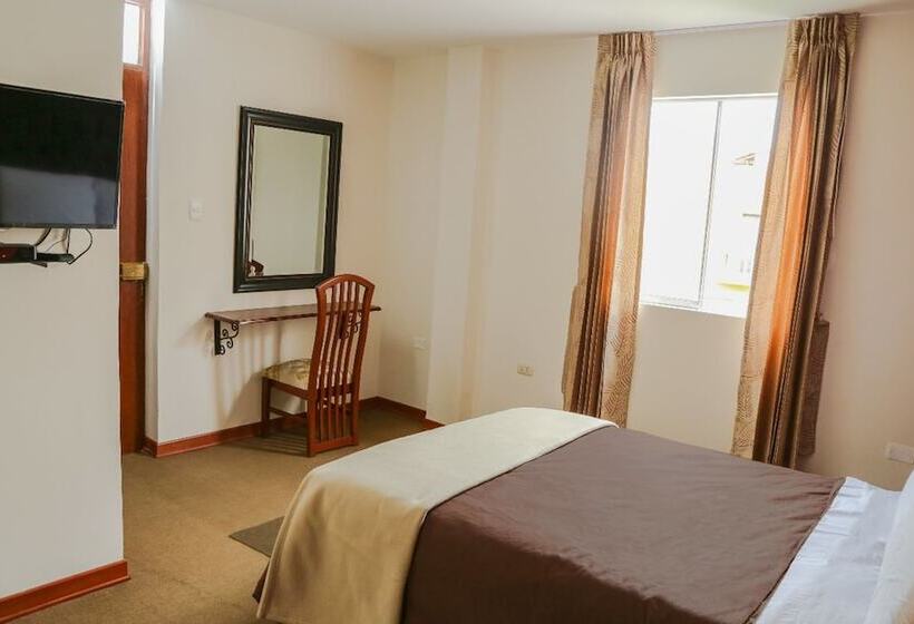 Хостел Real Marquez