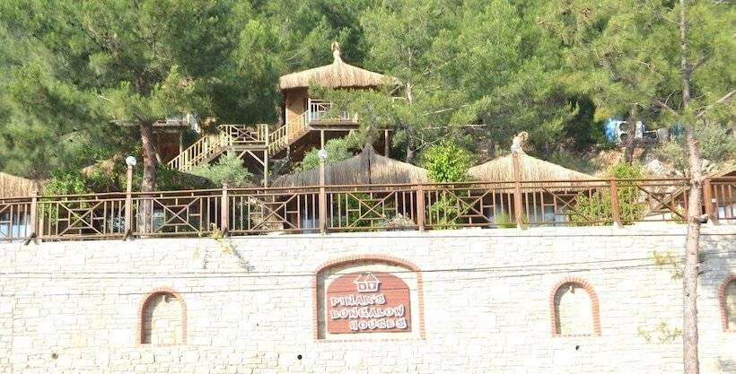 فندق Azra S Bungalow Houses