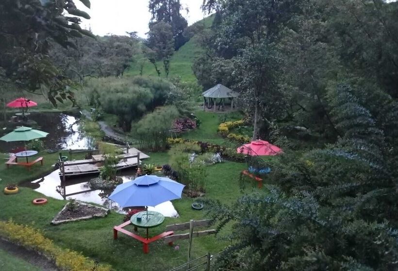 ホテル Cabañas Y Restaurante El Viejo Tambo