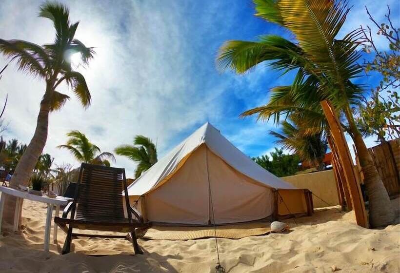 בית מלון כפרי Chilochill Glamping Resort