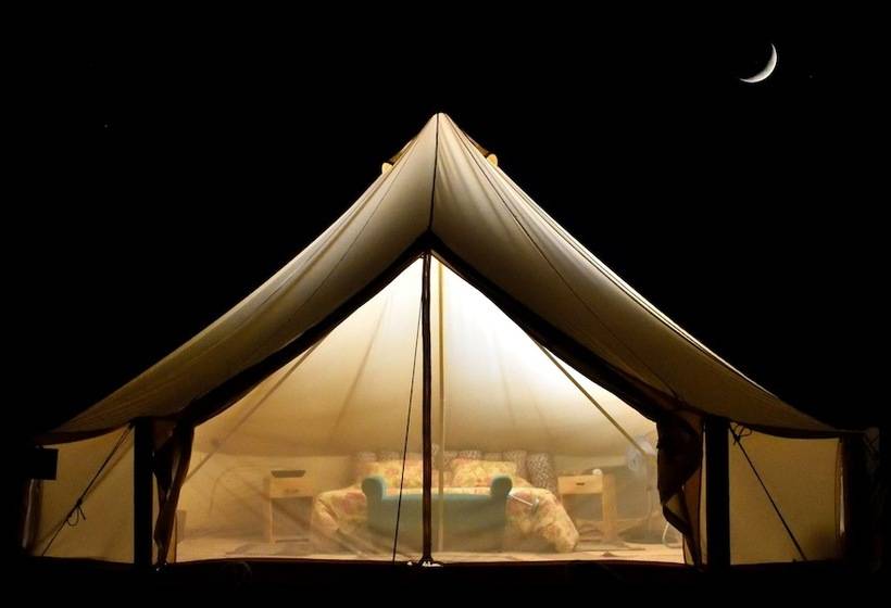 בית מלון כפרי Chilochill Glamping Resort